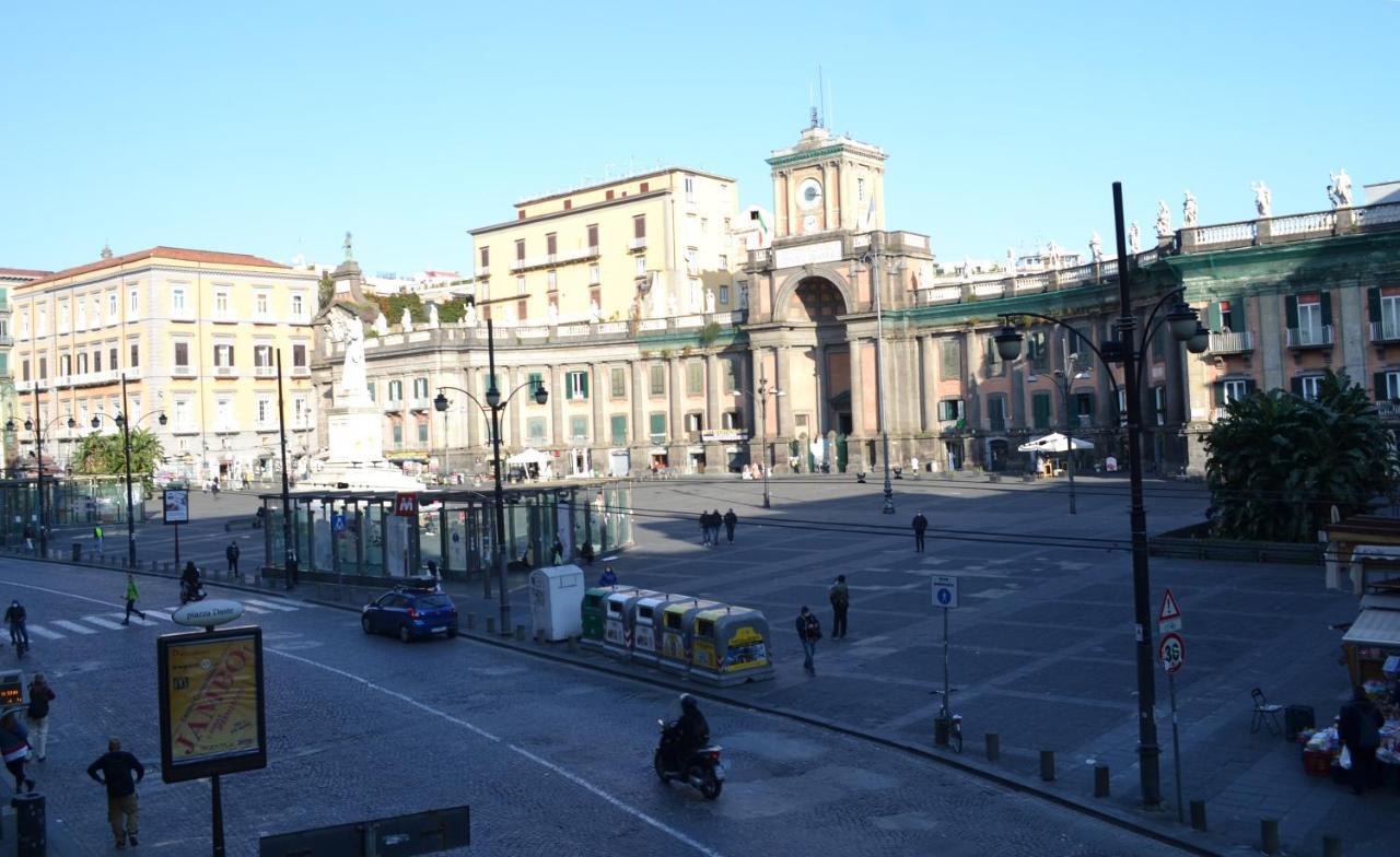 Questo Rinascimento Casa Audrey Napoli Bagian luar foto
